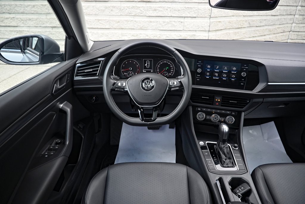 2021 Volkswagen Jetta Highline in Mississauga, Ontario - 11 - w1024h768px