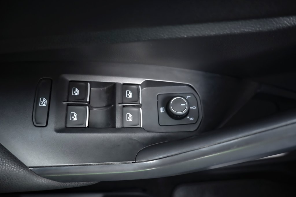 2021 Volkswagen Jetta Highline in Mississauga, Ontario - 24 - w1024h768px