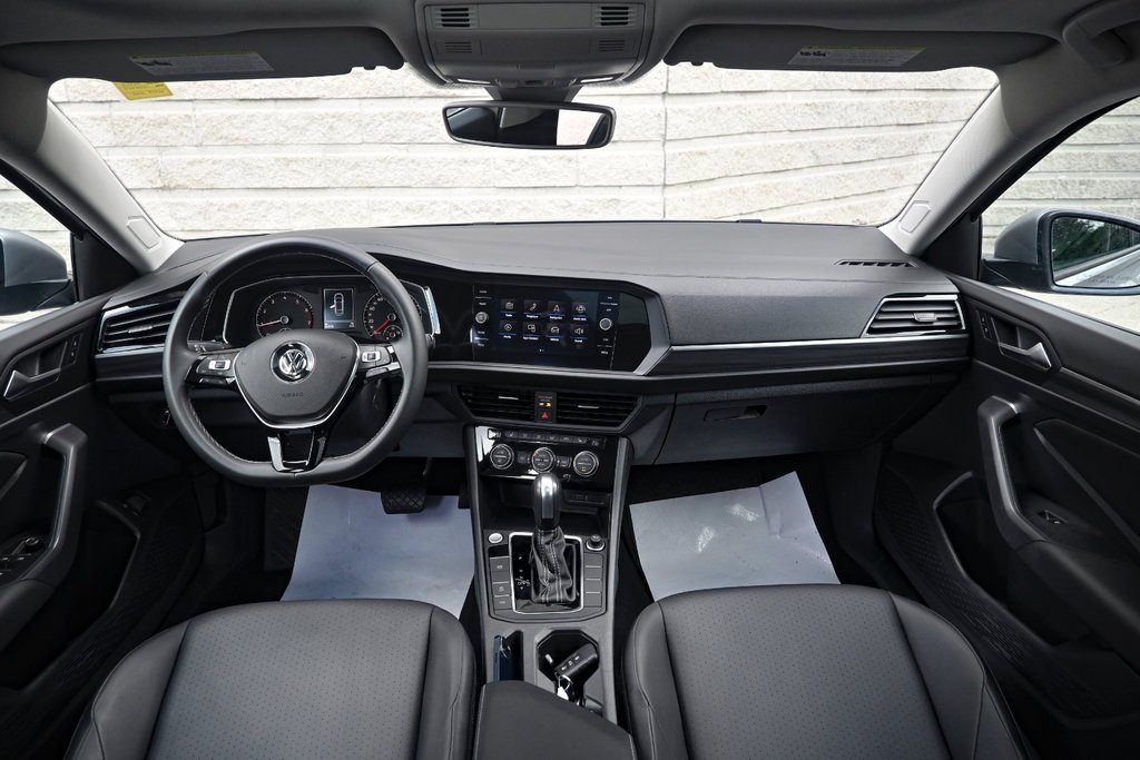 2021 Volkswagen Jetta Highline in Mississauga, Ontario - 9 - w1024h768px