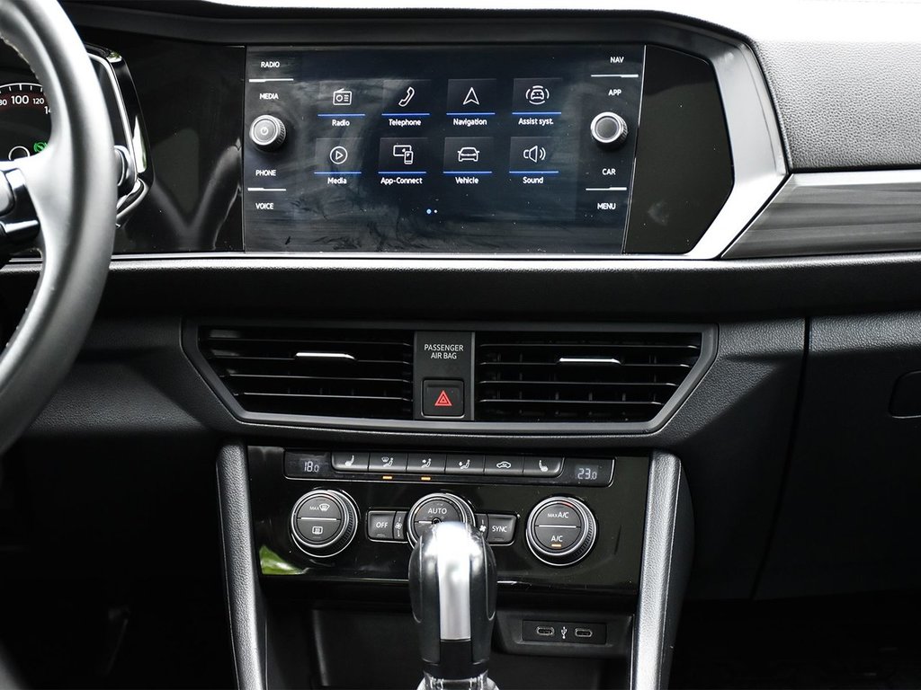 2021 Volkswagen Jetta Highline in Mississauga, Ontario - 16 - w1024h768px