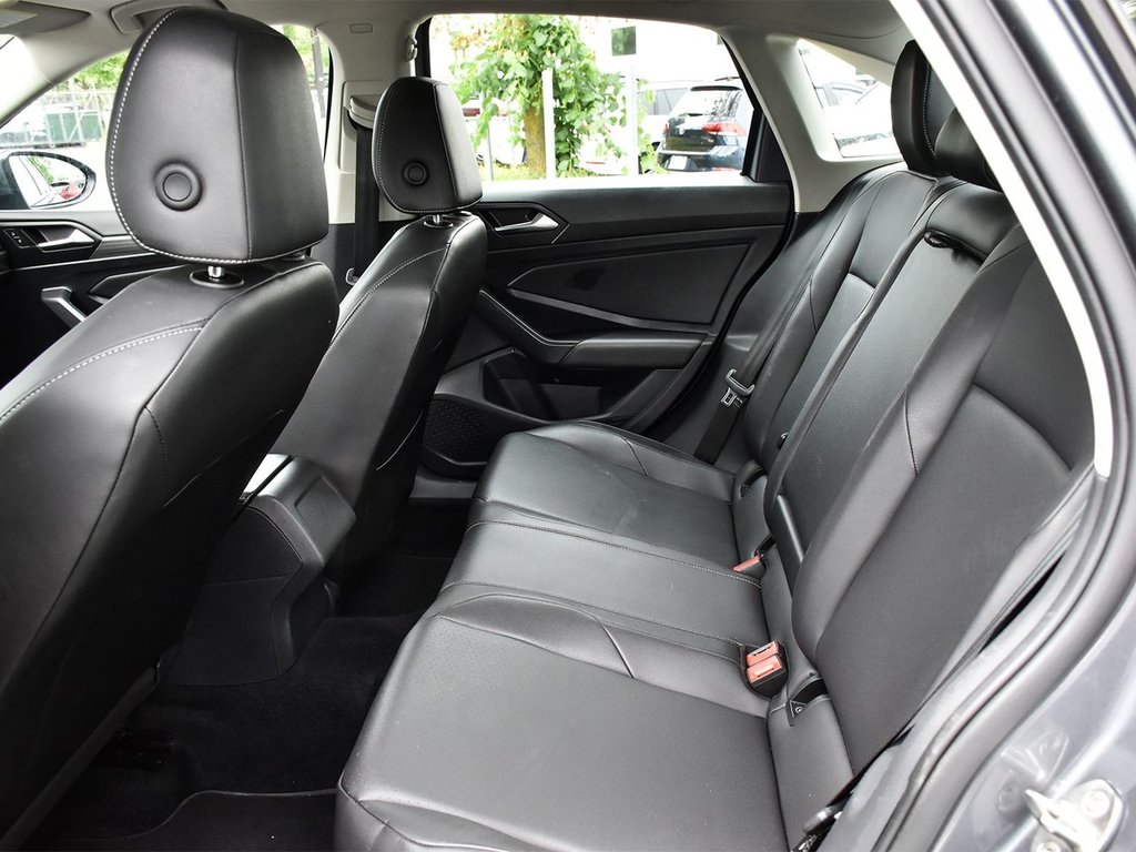 2021 Volkswagen Jetta Highline in Mississauga, Ontario - 13 - w1024h768px