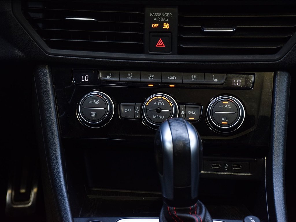 2021 Volkswagen Jetta GLI in Mississauga, Ontario - 17 - w1024h768px