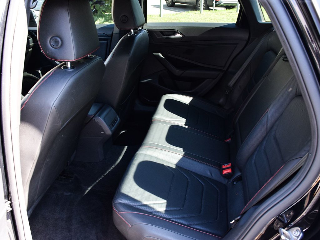 2021 Volkswagen Jetta GLI in Mississauga, Ontario - 12 - w1024h768px