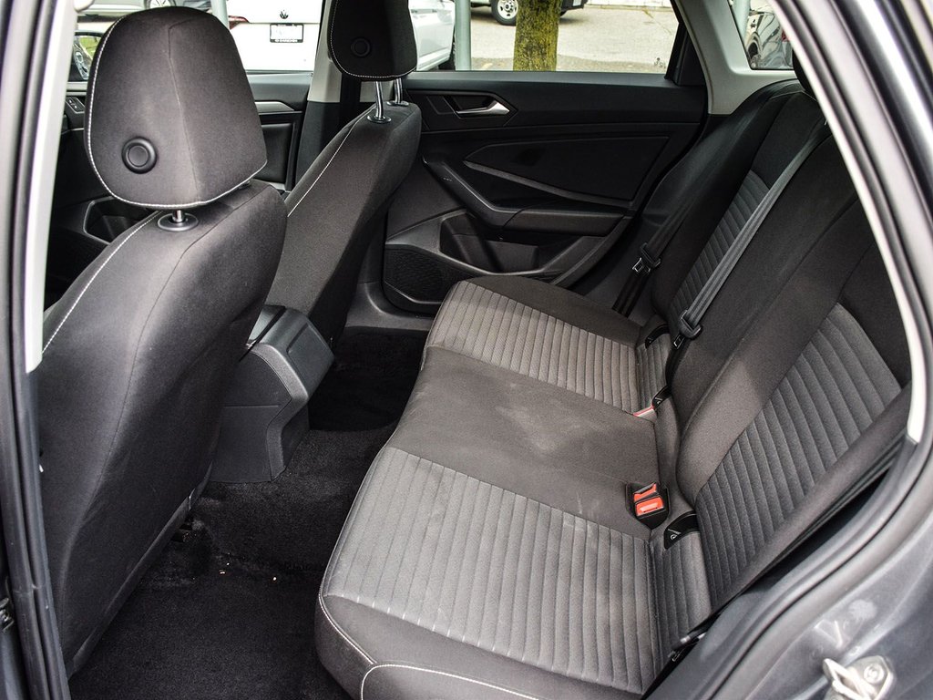 2022 Volkswagen Jetta Trendline in Mississauga, Ontario - 11 - w1024h768px