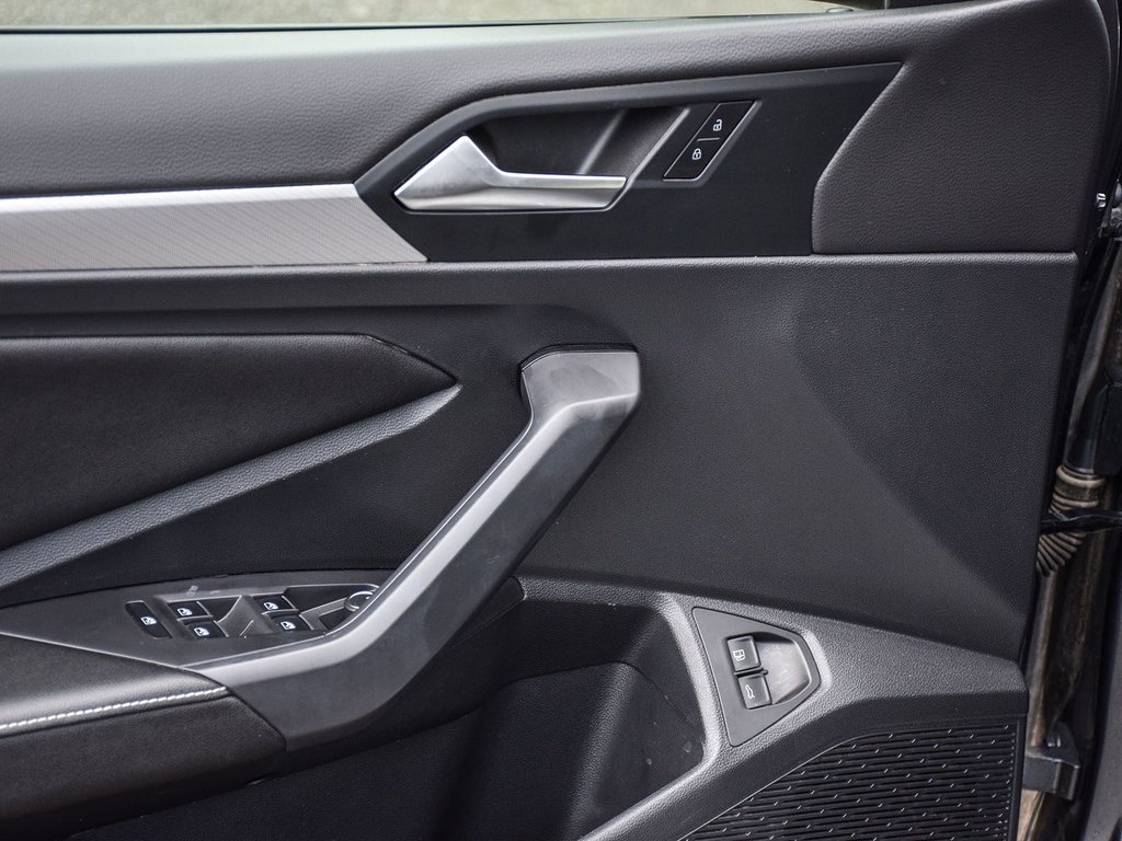 2022 Volkswagen Jetta Trendline in Mississauga, Ontario - 10 - w1024h768px