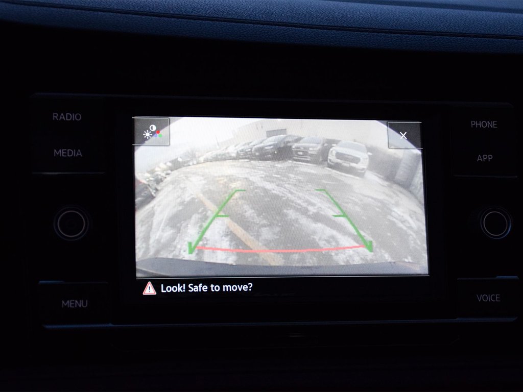 2023 Volkswagen Jetta Trendline in Mississauga, Ontario - 18 - w1024h768px