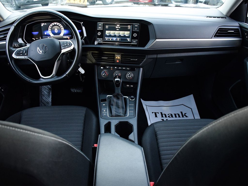 2023 Volkswagen Jetta Trendline in Mississauga, Ontario - 11 - w1024h768px