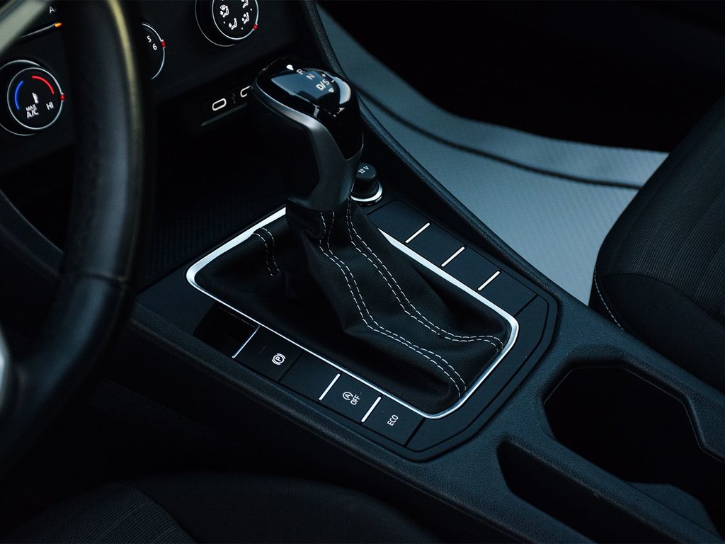 2023 Volkswagen Jetta Trendline in Mississauga, Ontario - 8 - w1024h768px