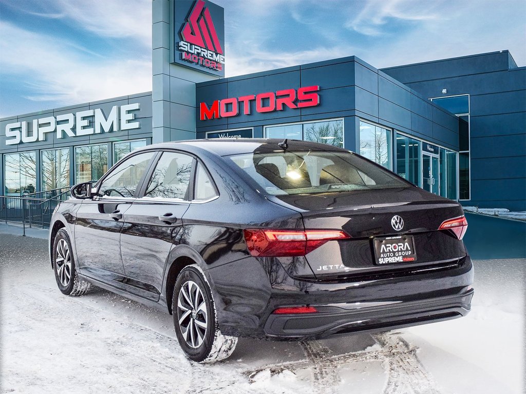 2023 Volkswagen Jetta Trendline in Mississauga, Ontario - 4 - w1024h768px