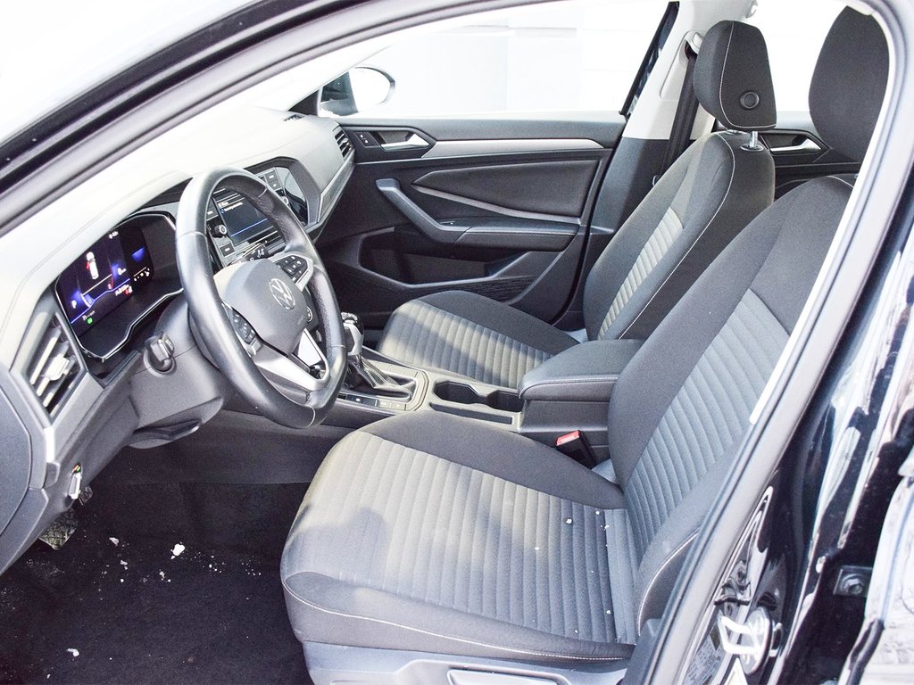 2023 Volkswagen Jetta Trendline in Mississauga, Ontario - 7 - w1024h768px