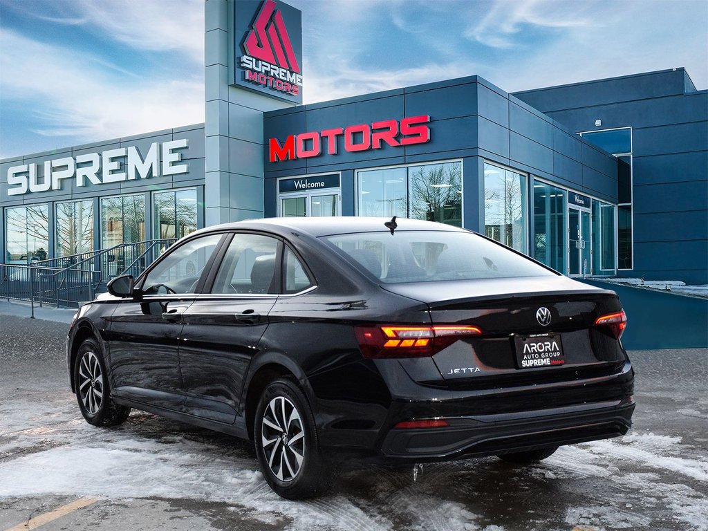 2023 Volkswagen Jetta Trendline in Mississauga, Ontario - 4 - w1024h768px