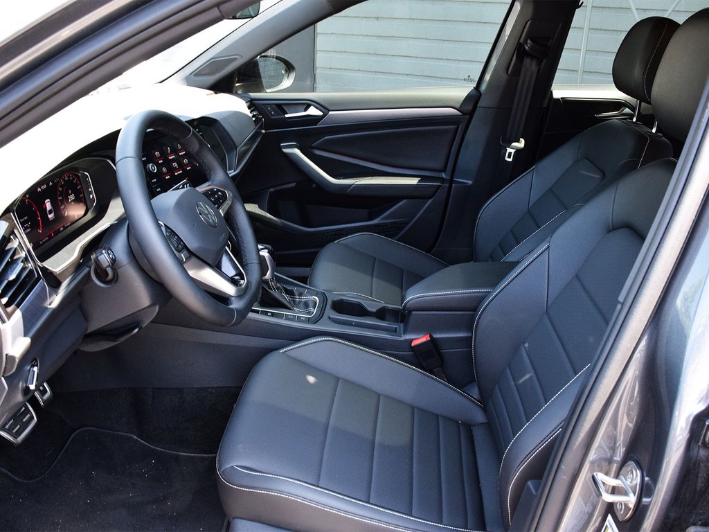 2024 Volkswagen Jetta COMFORTLINE in Mississauga, Ontario - 8 - w1024h768px