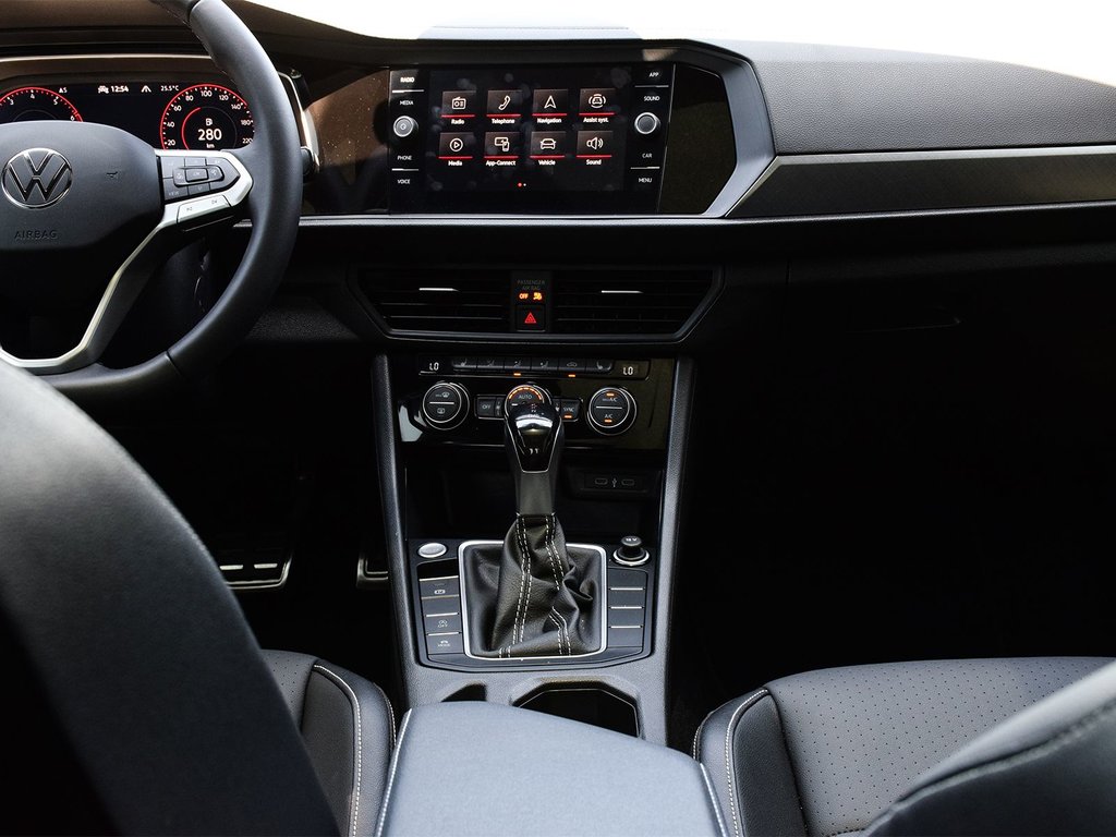 2024 Volkswagen Jetta COMFORTLINE in Mississauga, Ontario - 14 - w1024h768px