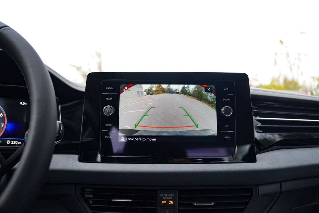2025 Volkswagen Jetta COMFORTLINE in Mississauga, Ontario - 9 - w1024h768px