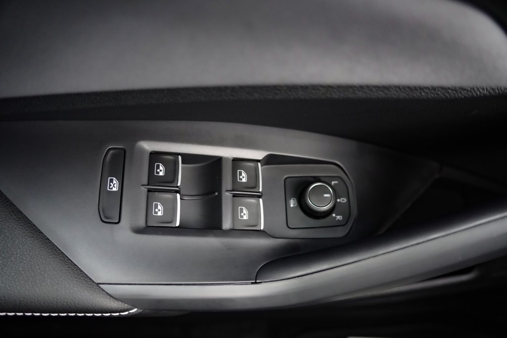 2025 Volkswagen Jetta COMFORTLINE in Mississauga, Ontario - 15 - w1024h768px