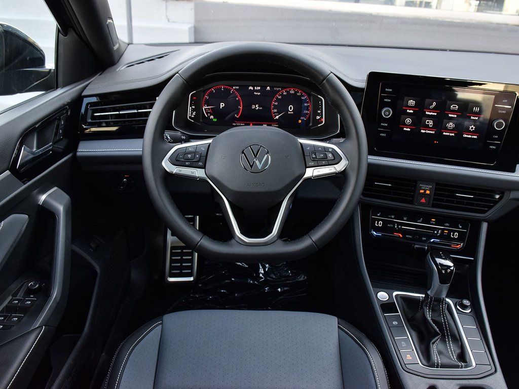 2025 Volkswagen Jetta Comfortline in Mississauga, Ontario - 17 - w1024h768px