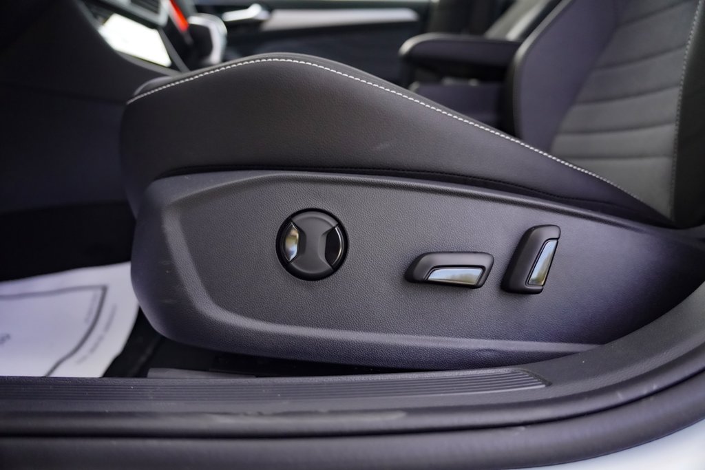 2025 Volkswagen Jetta Comfortline in Mississauga, Ontario - 24 - w1024h768px