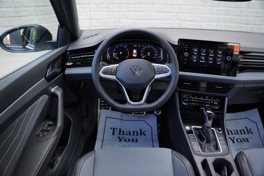 2025 Volkswagen Jetta Comfortline in Mississauga, Ontario - 9 - w1024h768px