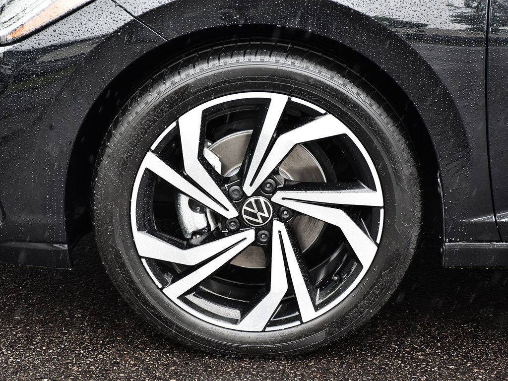 2025 Volkswagen Jetta Highline in Mississauga, Ontario - 5 - w1024h768px