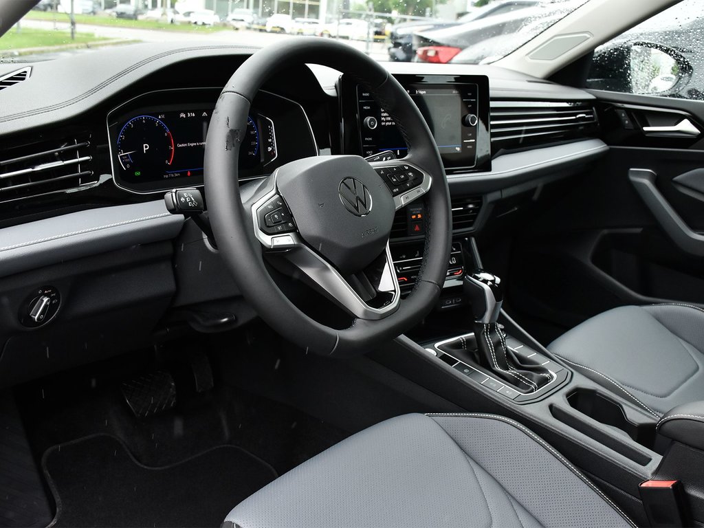 2025 Volkswagen Jetta Highline in Mississauga, Ontario - 6 - w1024h768px