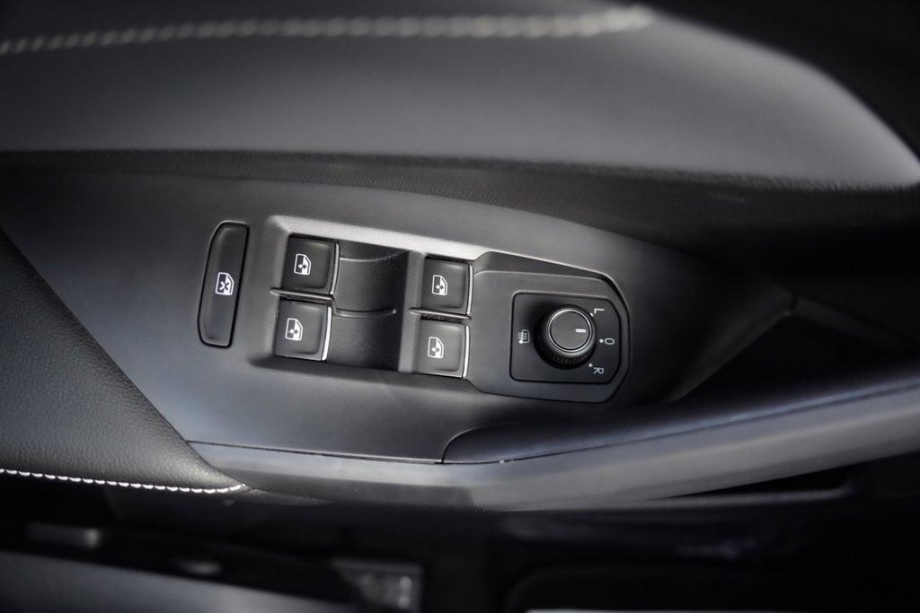 2025 Volkswagen Jetta COMFORTLINE in Mississauga, Ontario - 23 - w1024h768px