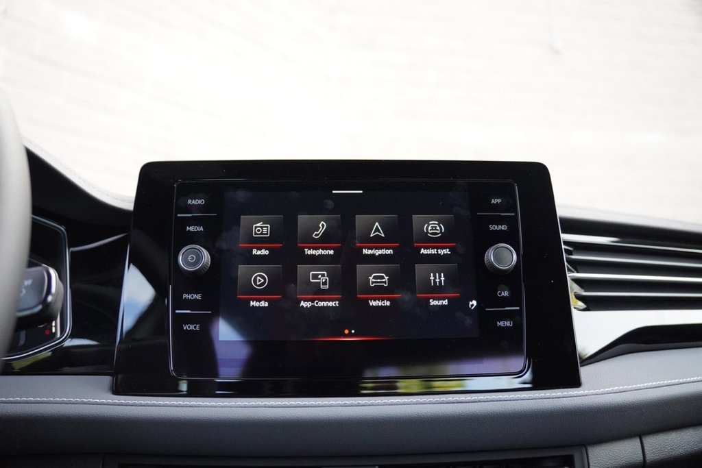 2025 Volkswagen Jetta COMFORTLINE in Mississauga, Ontario - 14 - w1024h768px