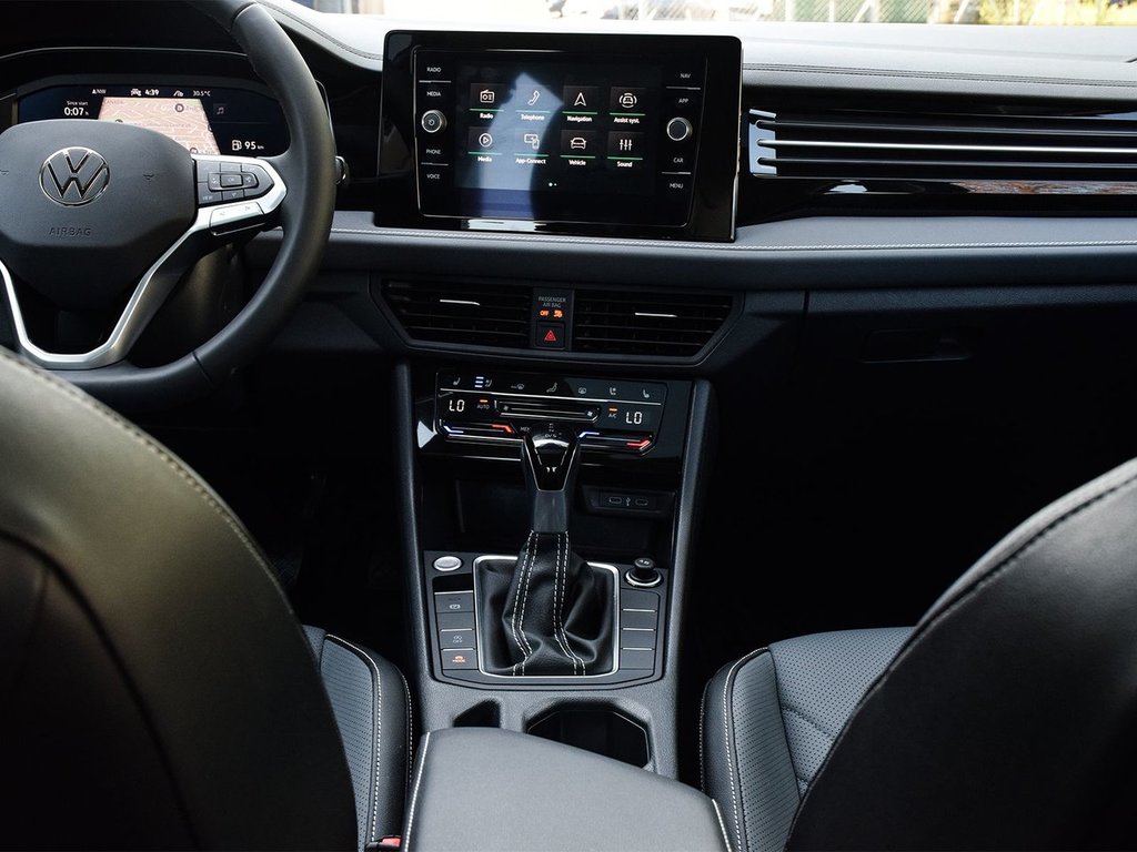2025 Volkswagen Jetta HIGHLINE in Mississauga, Ontario - 15 - w1024h768px
