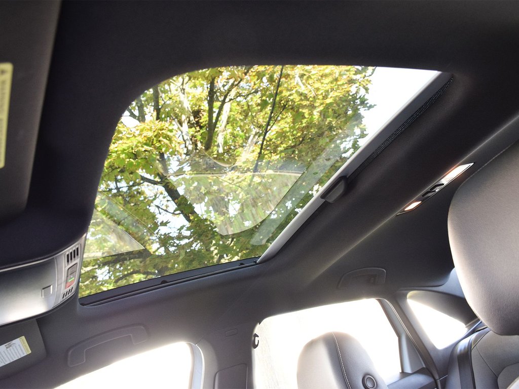 2025 Volkswagen Jetta COMFORTLINE SPORTS PKG in Mississauga, Ontario - 9 - w1024h768px