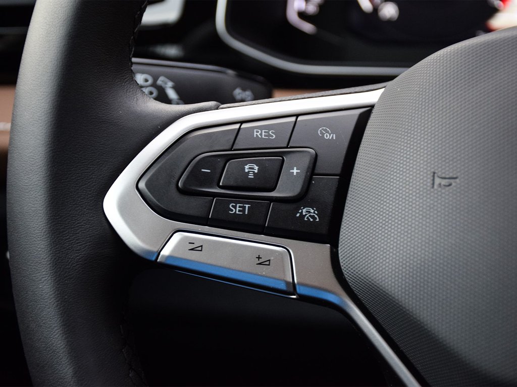 2025 Volkswagen Jetta Highline in Mississauga, Ontario - 18 - w1024h768px