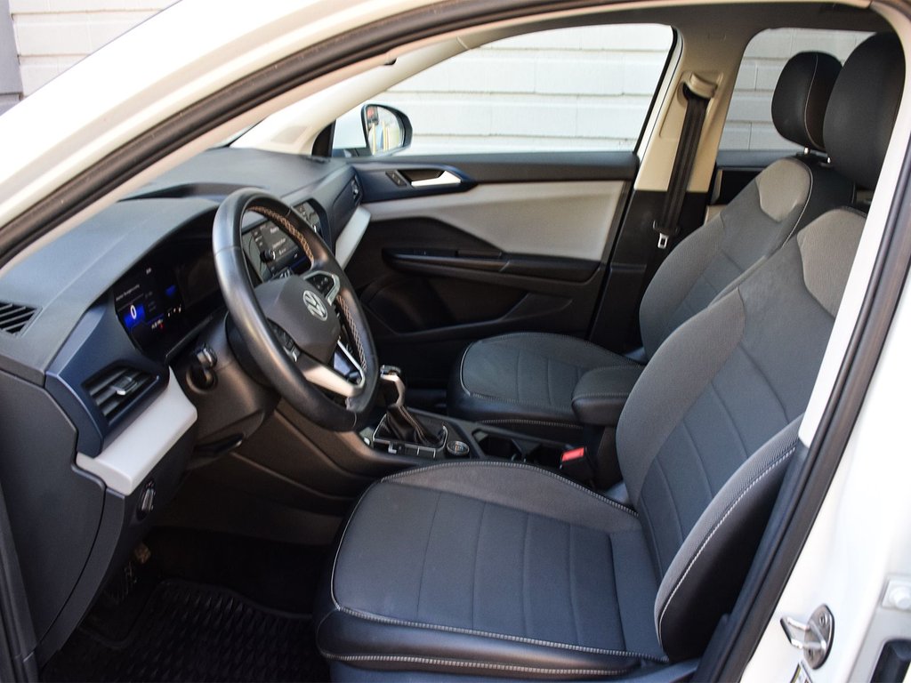 2022 Volkswagen Taos Comfortline in Mississauga, Ontario - 8 - w1024h768px