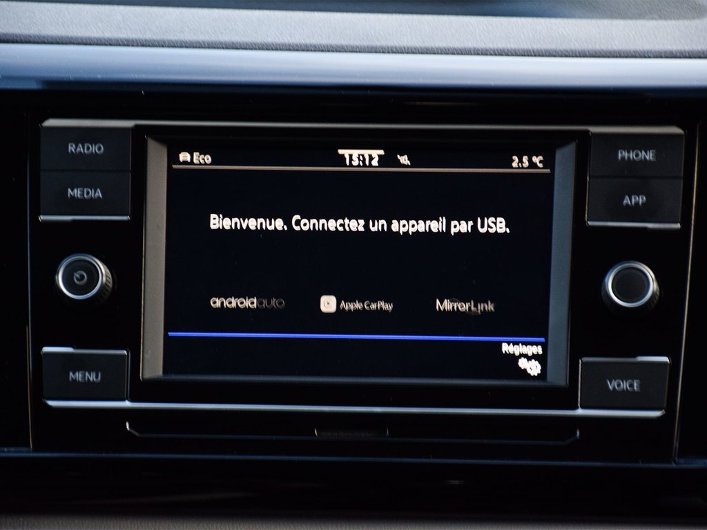 2022 Volkswagen Taos Trendline in Mississauga, Ontario - 14 - w1024h768px