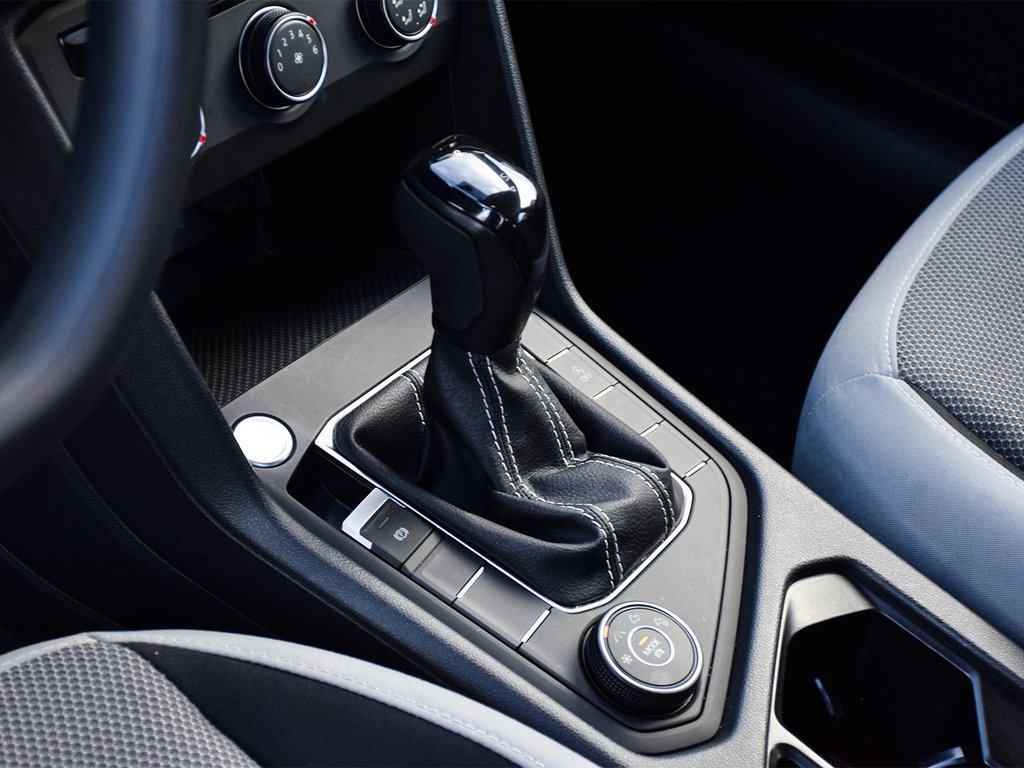 2022 Volkswagen Taos Trendline in Mississauga, Ontario - 8 - w1024h768px