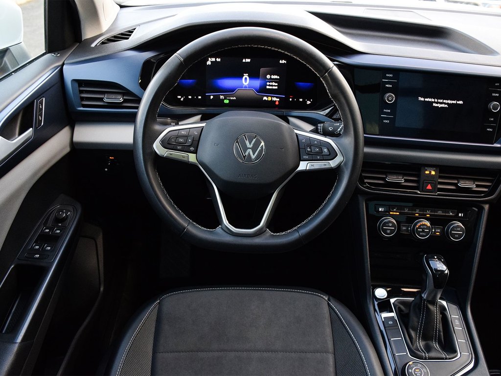 2022 Volkswagen Taos Comfortline in Mississauga, Ontario - 17 - w1024h768px