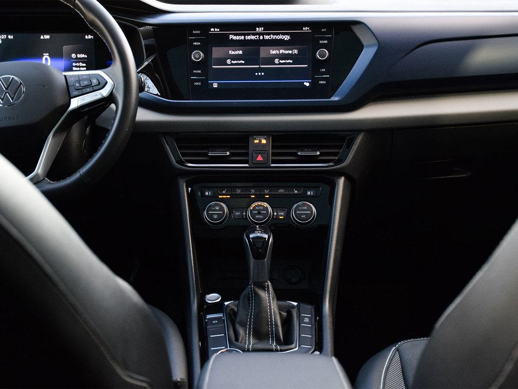 2022 Volkswagen Taos Comfortline in Mississauga, Ontario - 13 - w1024h768px