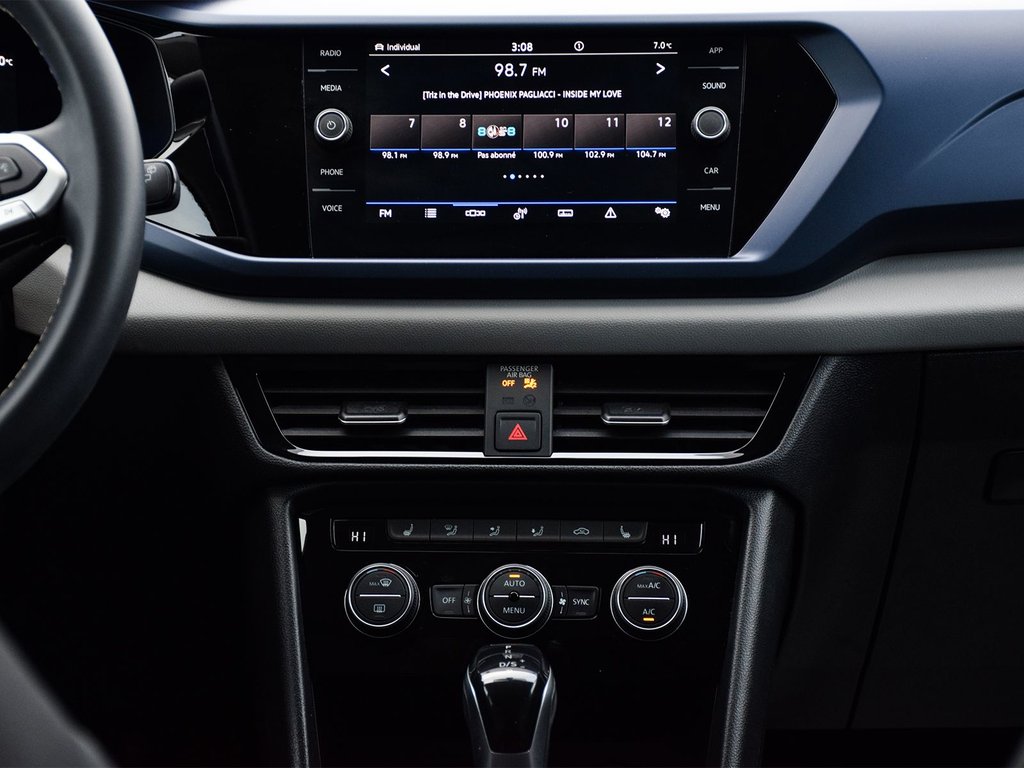 2022 Volkswagen Taos Comfortline in Mississauga, Ontario - 13 - w1024h768px