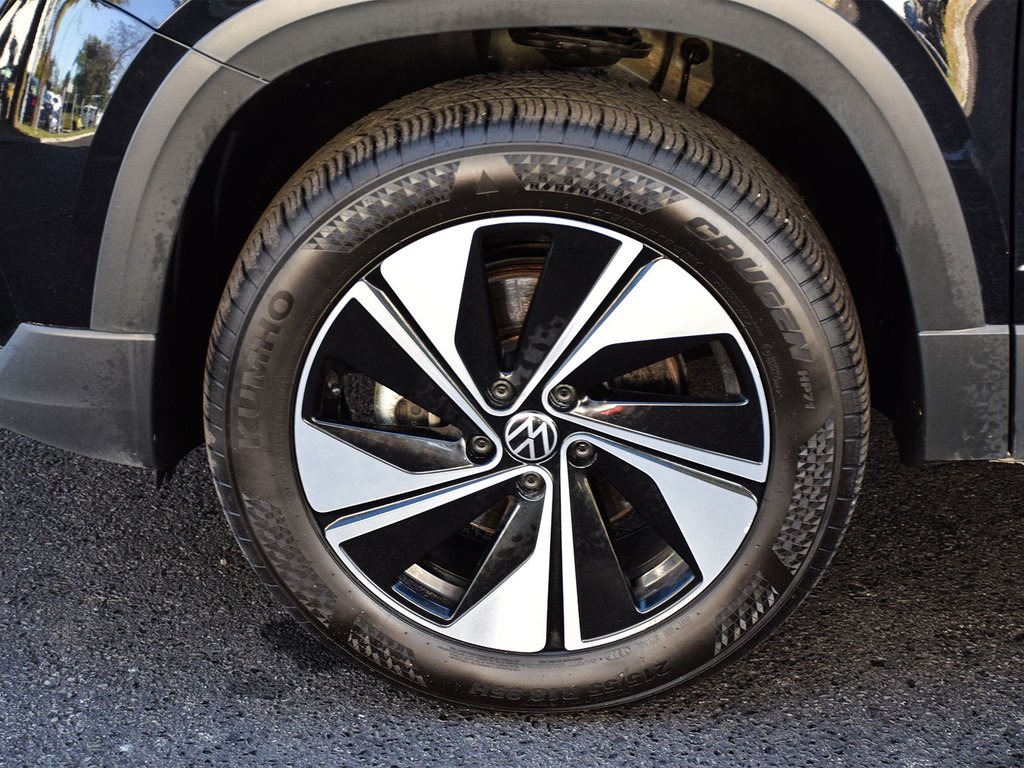 2023 Volkswagen Taos Comfortline in Mississauga, Ontario - 6 - w1024h768px