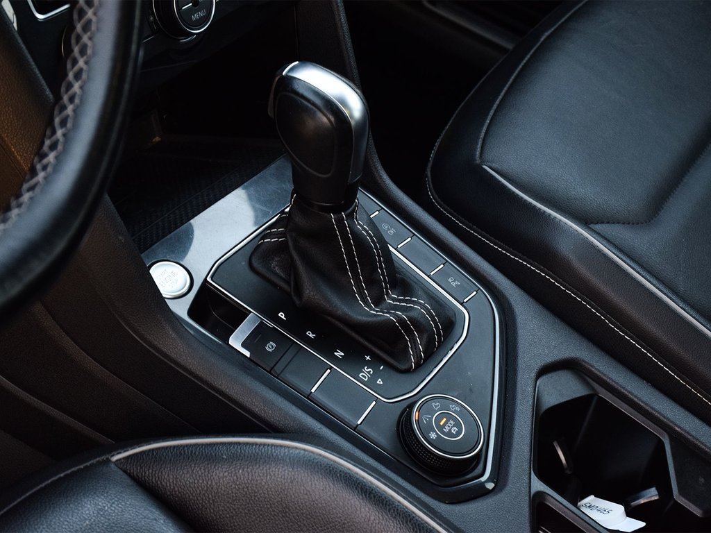 2021 Volkswagen Tiguan Highline in Mississauga, Ontario - 8 - w1024h768px