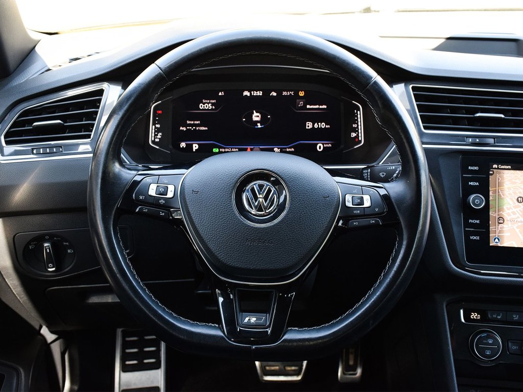 2021 Volkswagen Tiguan Highline in Mississauga, Ontario - 19 - w1024h768px