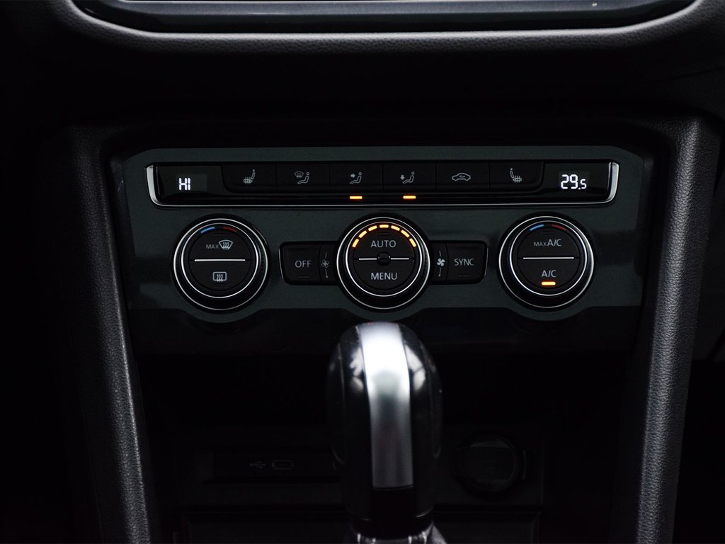 2021 Volkswagen Tiguan Comfortline in Mississauga, Ontario - 18 - w1024h768px