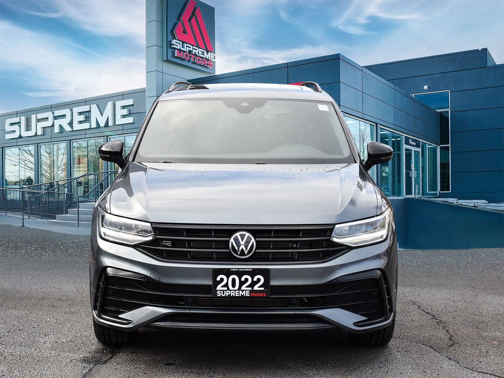 2022 Volkswagen Tiguan Comfortline R-Line Black Edition in Mississauga, Ontario - 2 - w1024h768px
