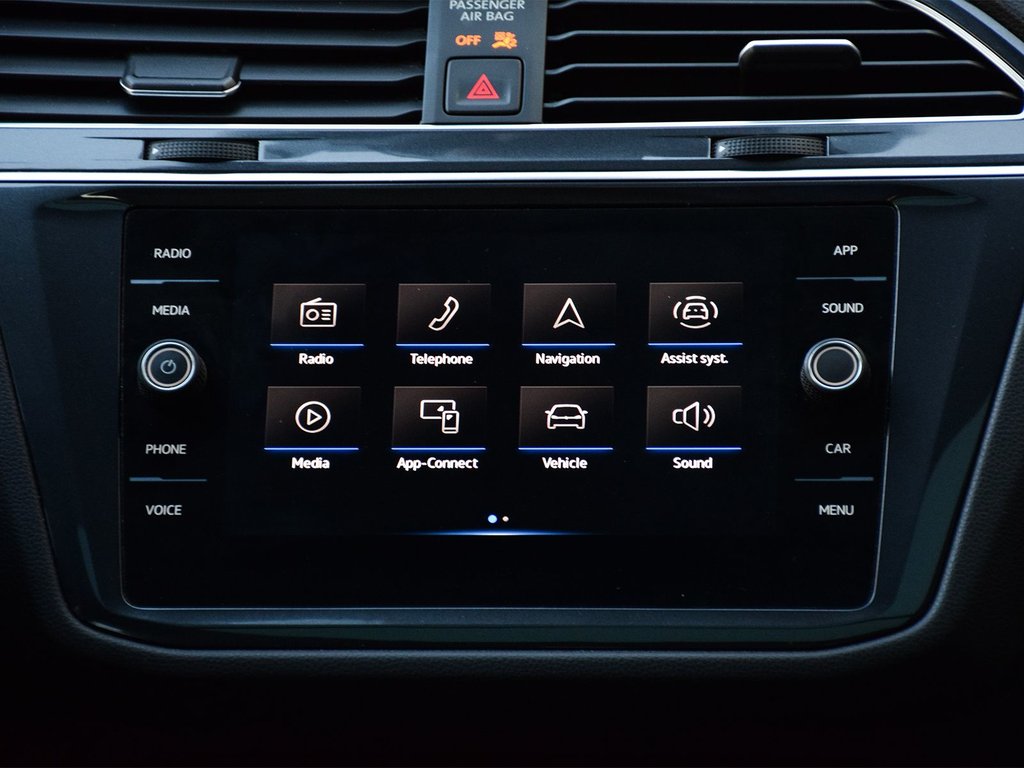 2022 Volkswagen Tiguan Comfortline R-Line Black Edition in Mississauga, Ontario - 15 - w1024h768px