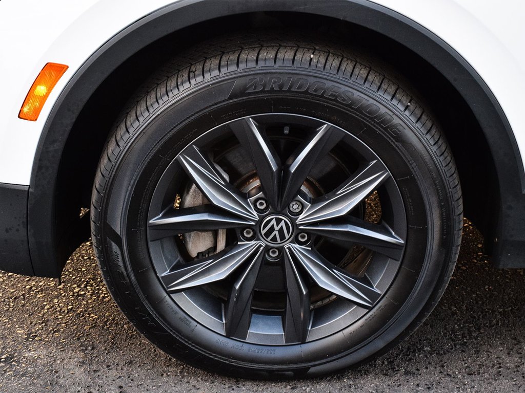 2022 Volkswagen Tiguan Comfortline in Mississauga, Ontario - 5 - w1024h768px