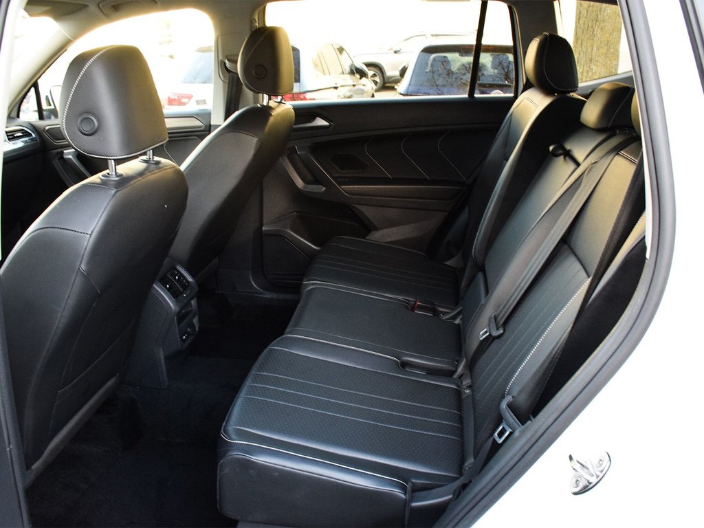 2022 Volkswagen Tiguan Comfortline in Mississauga, Ontario - 10 - w1024h768px