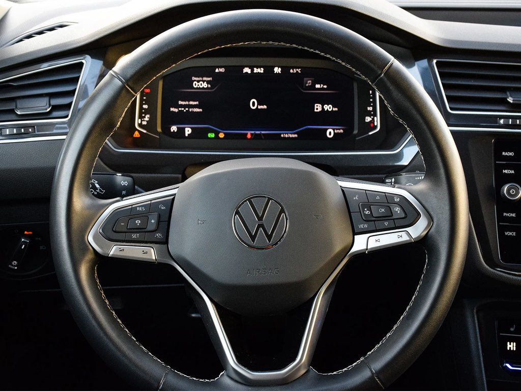 2022 Volkswagen Tiguan Comfortline in Mississauga, Ontario - 16 - w1024h768px