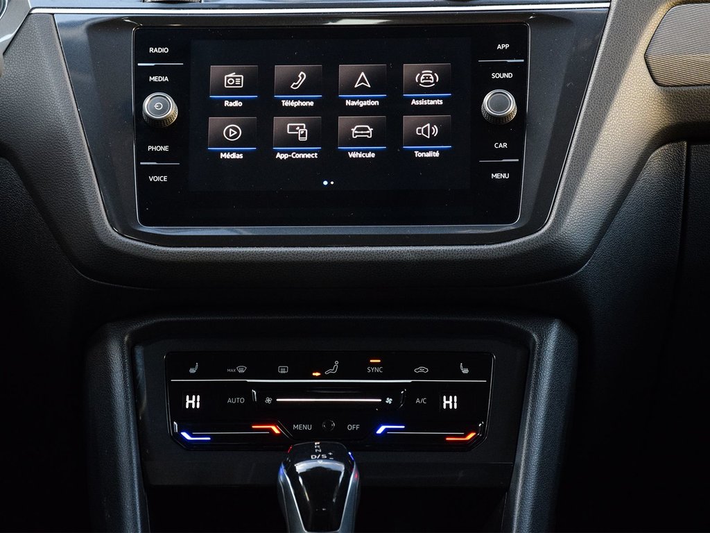 2022 Volkswagen Tiguan Comfortline in Mississauga, Ontario - 13 - w1024h768px