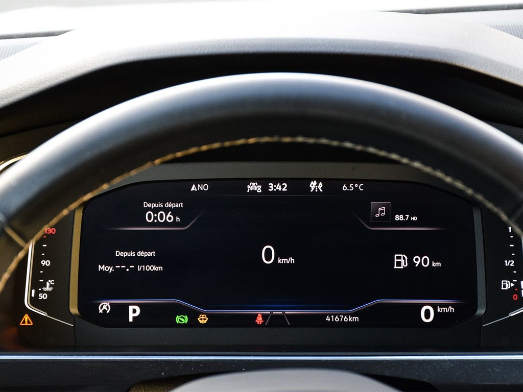 2022 Volkswagen Tiguan Comfortline in Mississauga, Ontario - 17 - w1024h768px