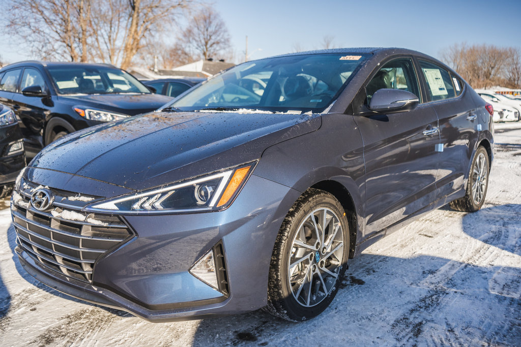 Surgenor Automotive Group 2019 Hyundai Elantra Luxury S90101