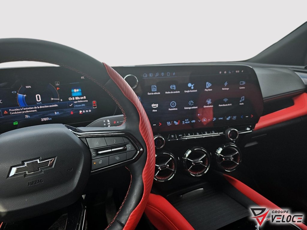 2024 Chevrolet Blazer EV eAWD RS in Riviere-du-Loup, Quebec - 12 - w1024h768px