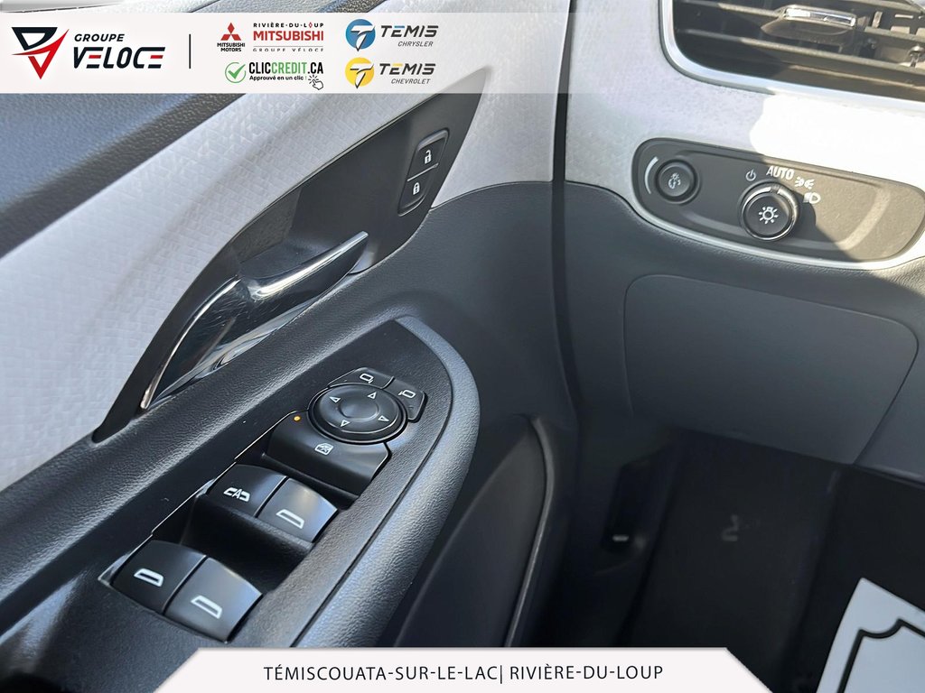 2019 Chevrolet Bolt EV in Témiscouata-sur-le-Lac, Quebec - 12 - w1024h768px