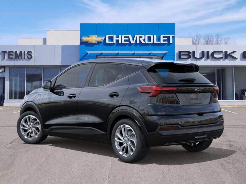 2027 Chevrolet Bolt in Témiscouata-sur-le-Lac, Quebec - 3 - w1024h768px